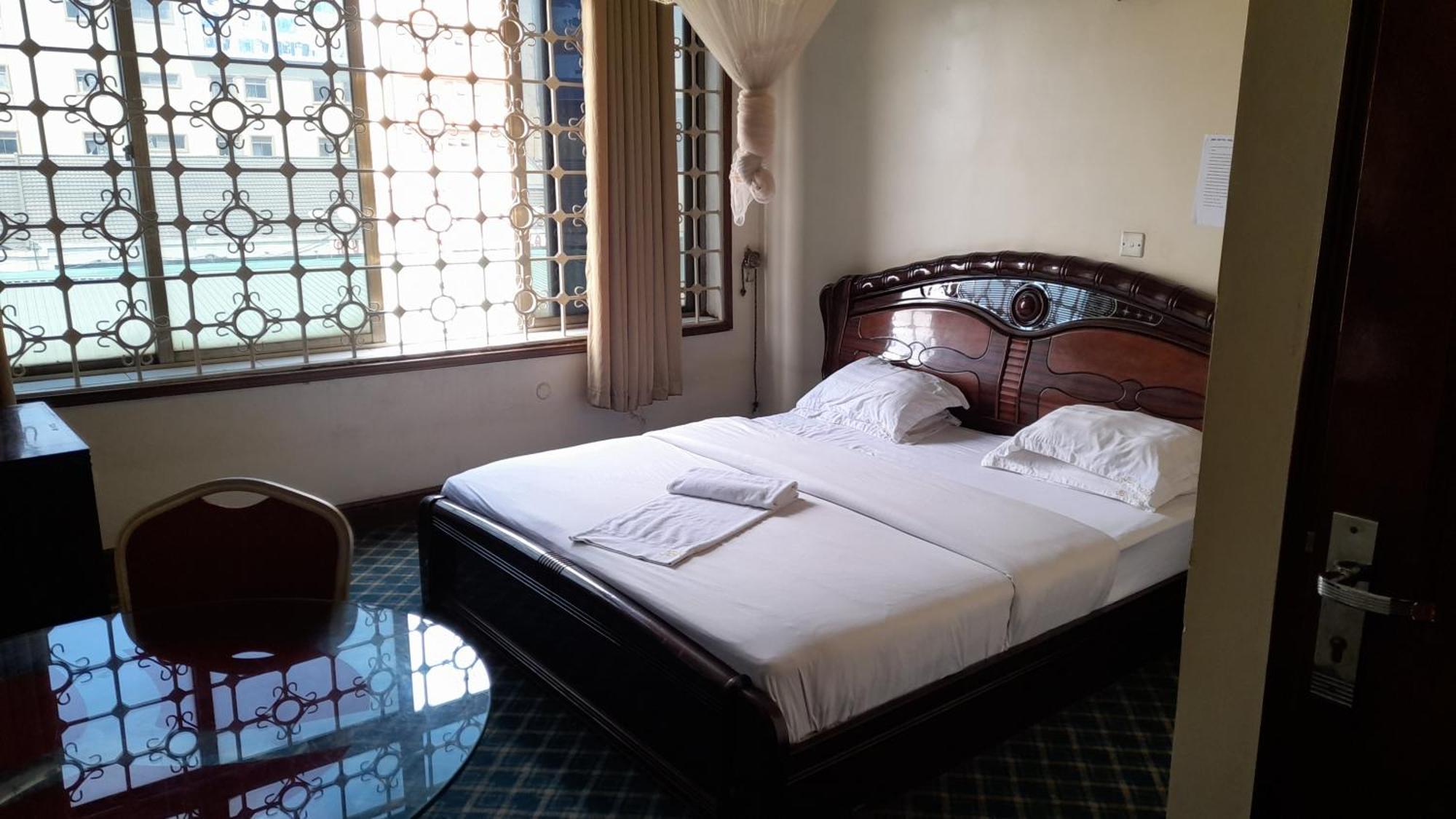 New Jbk Hotel Кампала Екстер'єр фото
