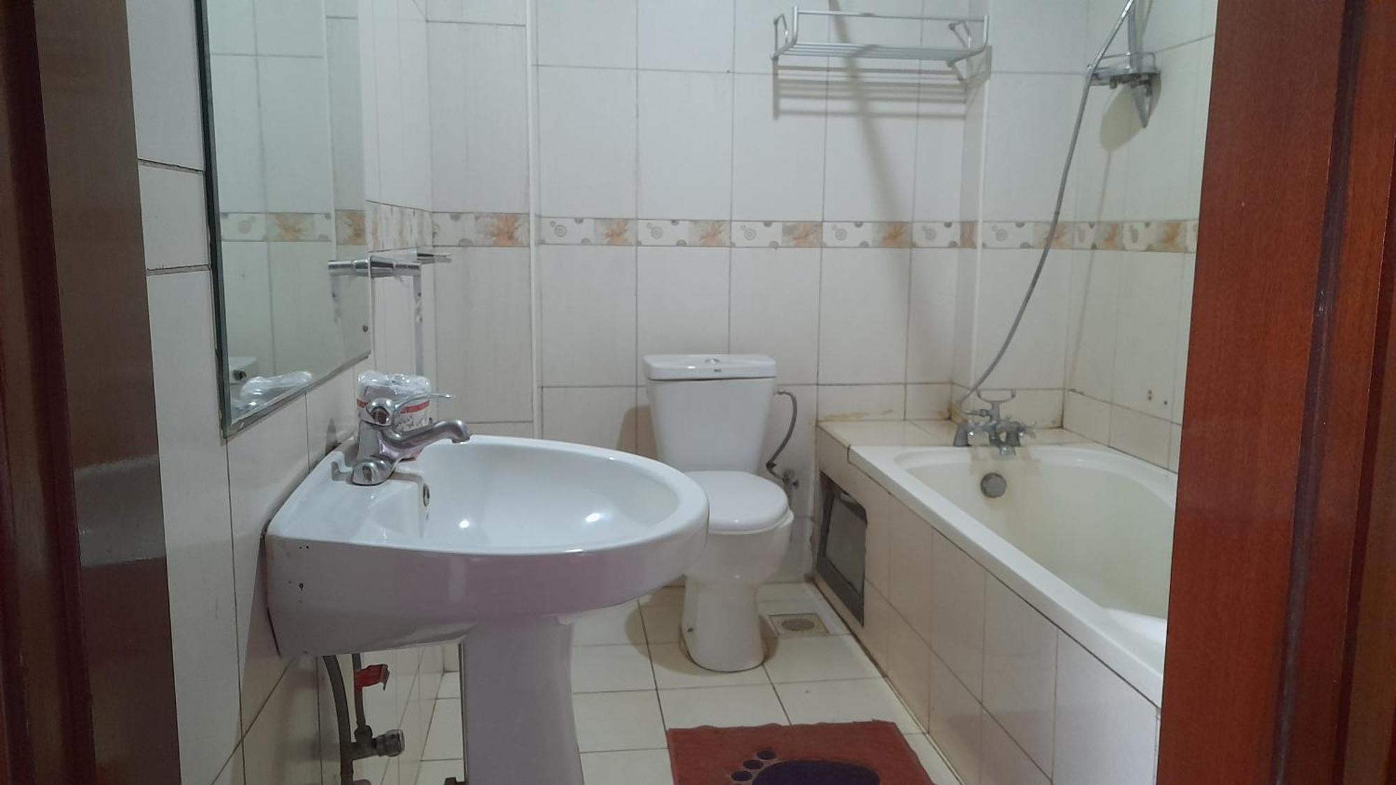 New Jbk Hotel Кампала Екстер'єр фото